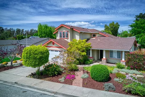 114 Seaborg Pl, Santa Cruz, CA 95060