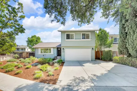 1060 Shandwick Ct, San Jose, CA 95136
