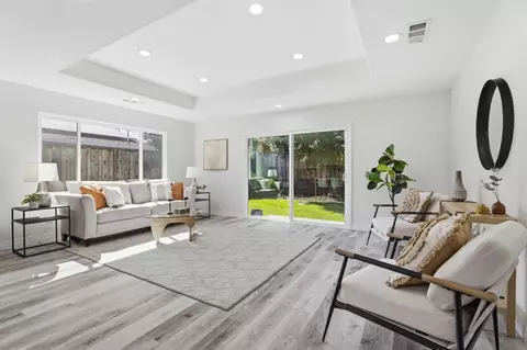 2180 Sufonet Dr, San Jose, CA 95124