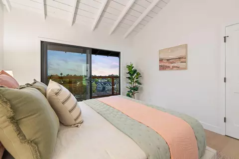 Bedroom - 210 Thunderbird Dr, Aptos, CA 95003 photo 9 of 11