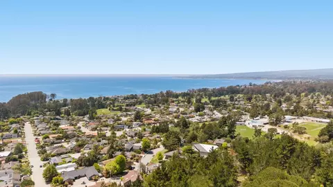 View/Area - 210 Thunderbird Dr, Aptos, CA 95003 photo 3 of 7