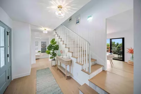 Entry Way - 210 Thunderbird Dr, Aptos, CA 95003 photo 1 of 13