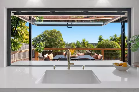 Kitchen - 210 Thunderbird Dr, Aptos, CA 95003 photo 10 of 16