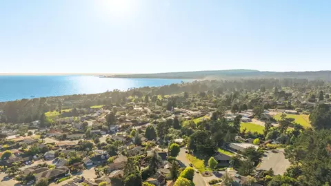 View/Area - 210 Thunderbird Dr, Aptos, CA 95003 photo 2 of 7