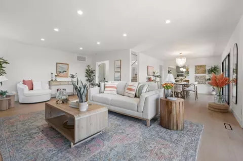 Living - 210 Thunderbird Dr, Aptos, CA 95003 photo 7 of 10