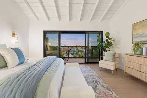 Bedroom - 210 Thunderbird Dr, Aptos, CA 95003 photo 3 of 11