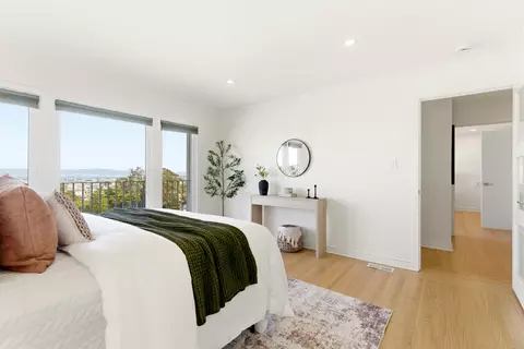 Bedroom - 601 Corbett Ave, San Francisco, CA 94114 photo 5 of 9