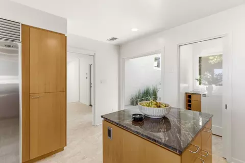 Kitchen - 601 Corbett Ave, San Francisco, CA 94114 photo 4 of 4