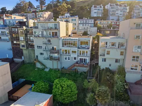 View/Area - 601 Corbett Ave, San Francisco, CA 94114 photo 3 of 4