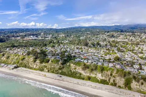 View/Area - 524 Middlefield Dr, Aptos, CA 95003 photo 4 of 5