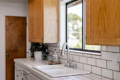 Kitchen - 524 Middlefield Dr, Aptos, CA 95003 photo 5 of 5