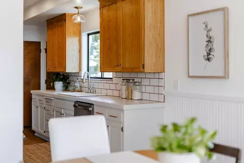 Kitchen - 524 Middlefield Dr, Aptos, CA 95003 photo 1 of 5