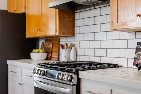 Kitchen - 524 Middlefield Dr, Aptos, CA 95003 photo 3 of 5
