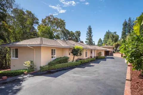 2105 Forest View Ave, Hillsborough, CA 94010