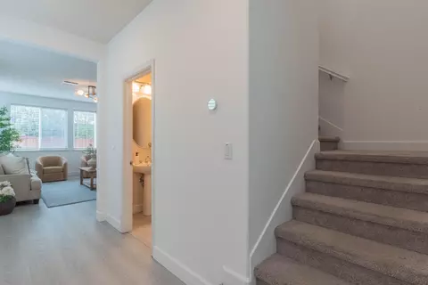 1073 Sardinia Dr, Salinas, CA 93905 photo 24