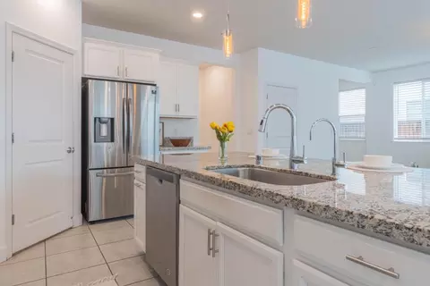 1073 Sardinia Dr, Salinas, CA 93905 photo 14