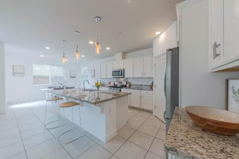 1073 Sardinia Dr, Salinas, CA 93905 photo 10