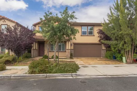 1073 Sardinia Dr, Salinas, CA 93905 photo 2