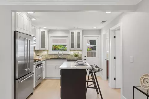 Kitchen - 207 E Rincon Ave, Campbell, CA 95008 photo 12 of 12