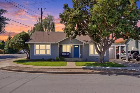 207 E Rincon Ave, Campbell, CA 95008
