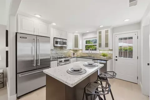Kitchen - 207 E Rincon Ave, Campbell, CA 95008 photo 11 of 12