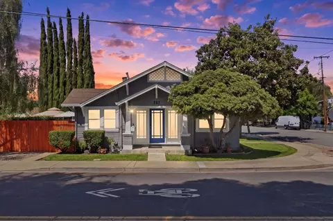 Exterior - 207 E Rincon Ave, Campbell, CA 95008 photo 5 of 15