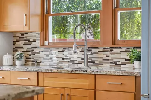 Kitchen - 207 E Rincon Ave, Campbell, CA 95008 photo 4 of 12