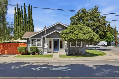Exterior - 207 E Rincon Ave, Campbell, CA 95008 photo 6 of 15