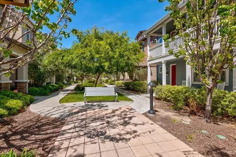 Exterior - 3702 Pyramid Way, Mountain View, CA 94043 photo 6 of 8