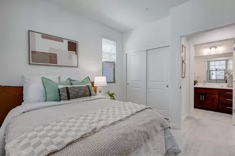 Bedroom - 3702 Pyramid Way, Mountain View, CA 94043 photo 5 of 6