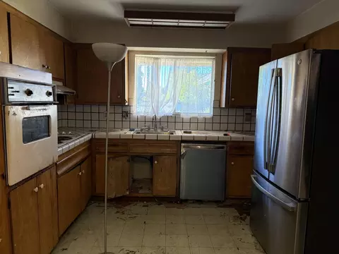 Kitchen - 606 Vesper Ave, Fremont, CA 94539 photo 1 of 1