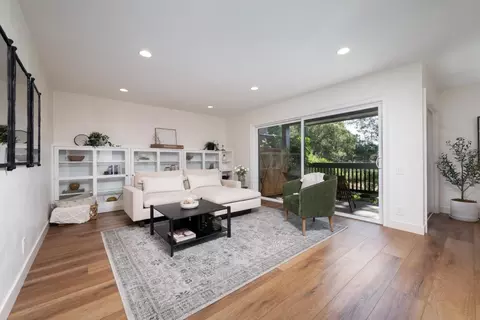 3323 La Mesa Dr 2, San Carlos, CA 94070