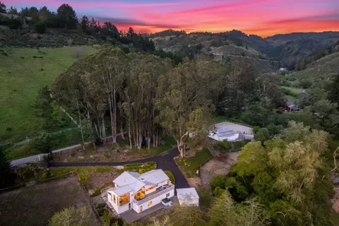 2570 Purisima Creek Rd, Half Moon Bay, CA 94019
