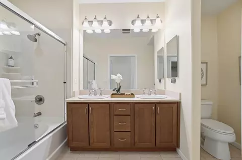 Bath - 1388 Broadway 103, Millbrae, CA 94030 photo 3 of 7