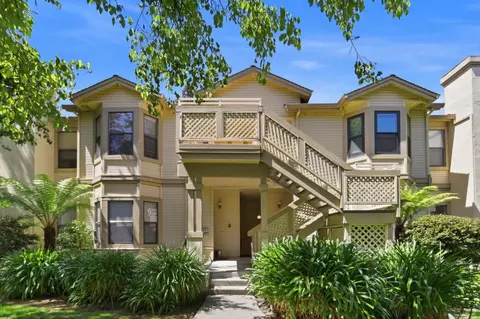 979 La Mesa Ter #D, Sunnyvale, CA 94086