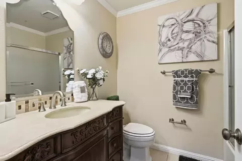Bath - 979 La Mesa Ter #D, Sunnyvale, CA 94086 photo 1 of 3