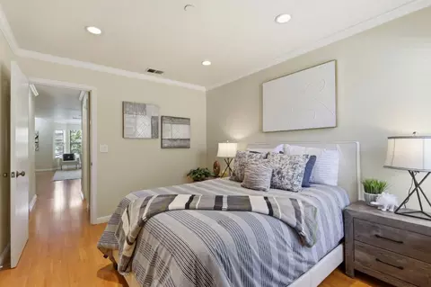 Bedroom - 979 La Mesa Ter #D, Sunnyvale, CA 94086 photo 2 of 5