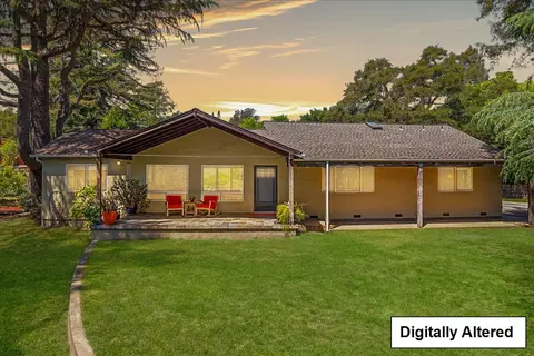 11 Eureka Canyon Rd, Corralitos, CA 95076