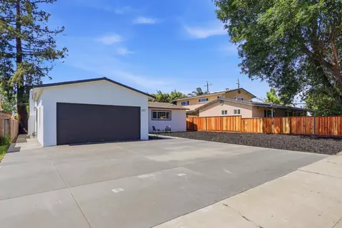 321 Mccovey Ln, San Jose, CA 95127