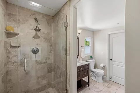 Bath - 668 Alice St, Monterey, CA 93940 photo 3 of 3