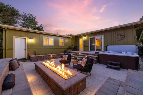 668 Alice St, Monterey, CA 93940