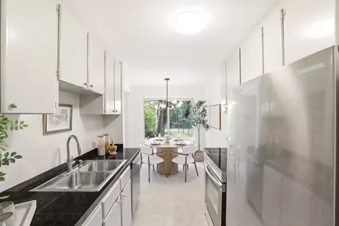 Kitchen - 100 E Middlefield Rd 3b, Mountain View, CA 94043 photo 4 of 4