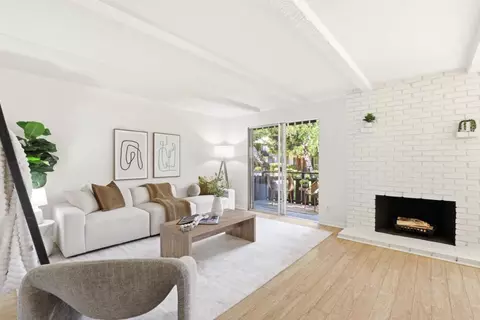 Living - 100 E Middlefield Rd 3b, Mountain View, CA 94043 photo 2 of 3
