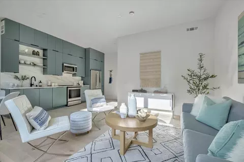 Living - 105 Darlington, Soquel, CA 95073 photo 2 of 5