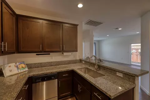 Kitchen - 915 Rogge Rd, Salinas, CA 93906 photo 3 of 3