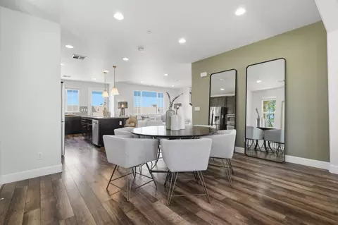 Dining - 320 Gerald Cir, Milpitas, CA 95035 photo 1 of 2
