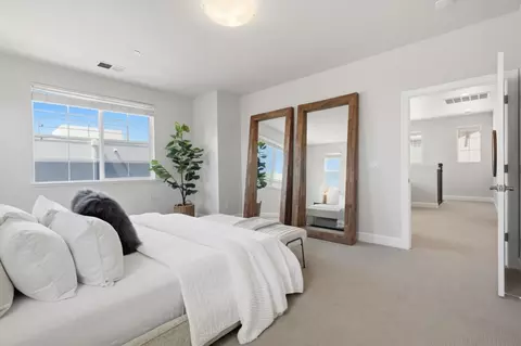 Bedroom - 320 Gerald Cir, Milpitas, CA 95035 photo 1 of 4