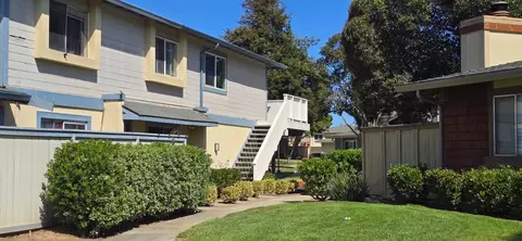 Exterior - 1797 Cherokee Dr 4, Salinas, CA 93906 photo 3 of 4