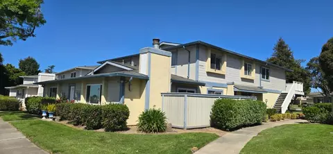 Exterior - 1797 Cherokee Dr 4, Salinas, CA 93906 photo 1 of 4