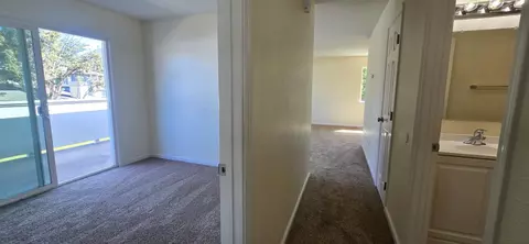 Entry Way - 1797 Cherokee Dr 4, Salinas, CA 93906 photo 1 of 1